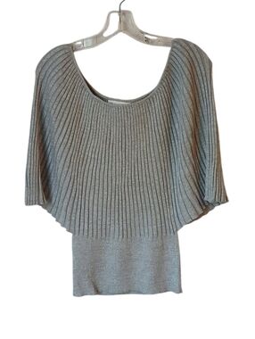 Fashion Avenue Silver Shimmery Ribbed Sweater Size Small NWT